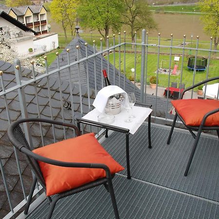Gaestehaus & Weingut Cluesserath-Weiler Trittenheim Kültér fotó