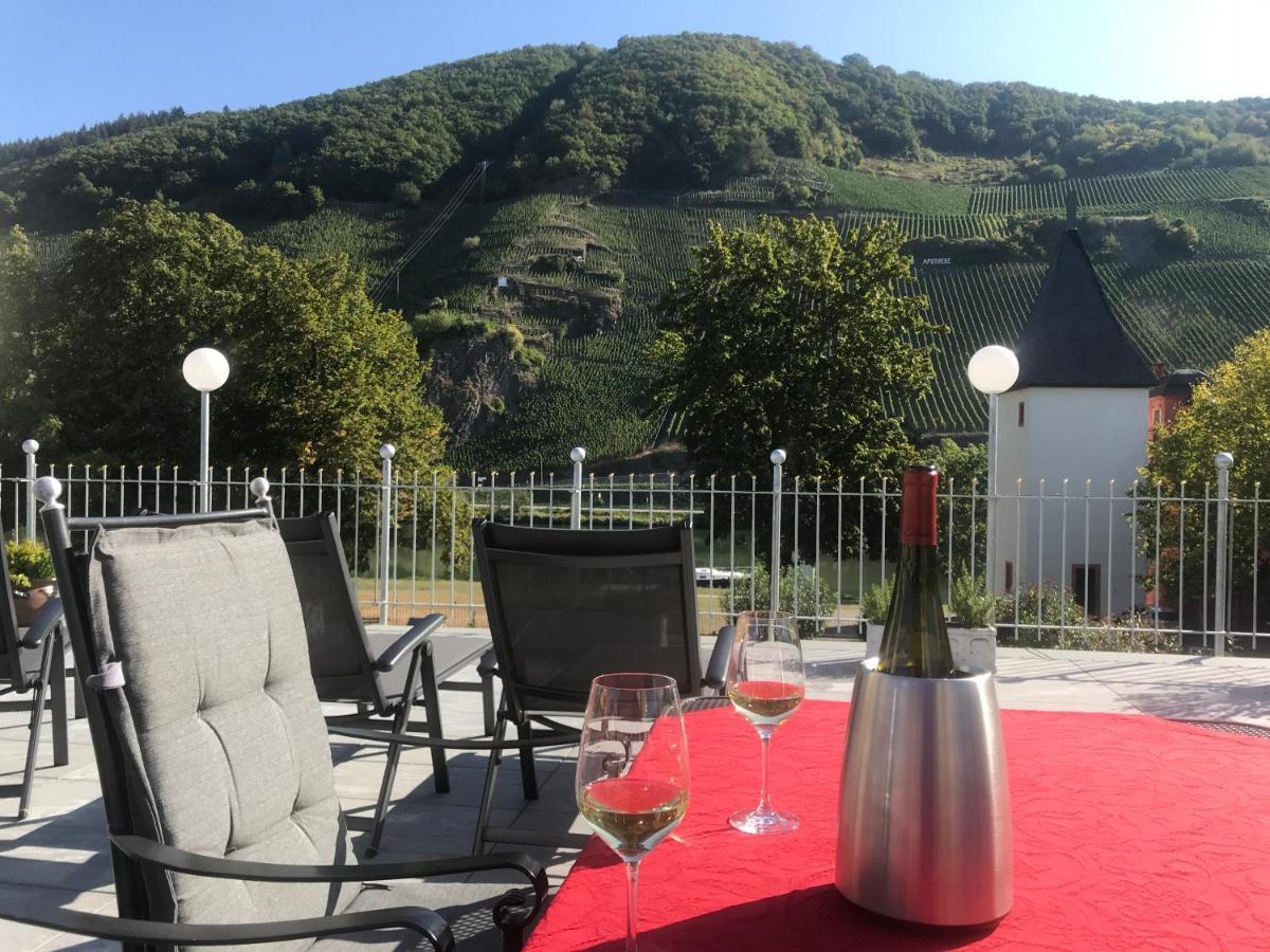 Gaestehaus & Weingut Cluesserath-Weiler Trittenheim Kültér fotó